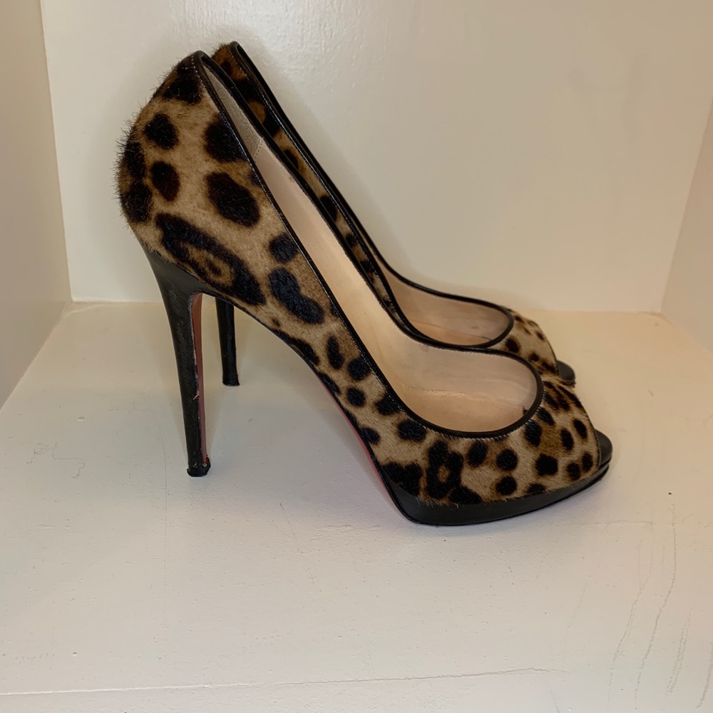 Christian Louboutin leopard peep toe heels 37.5